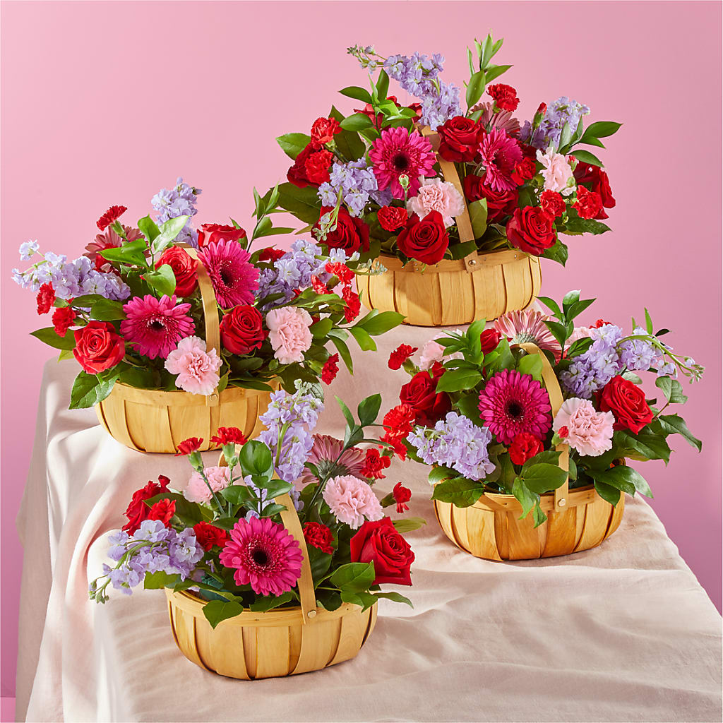 Pink Picnic Basket –  San Diego Finest Florist, San Diego CA
