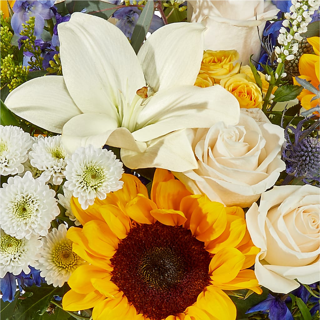 Wonderfully Sunny Bouquet –  San Diego Finest Florist, San Diego CA